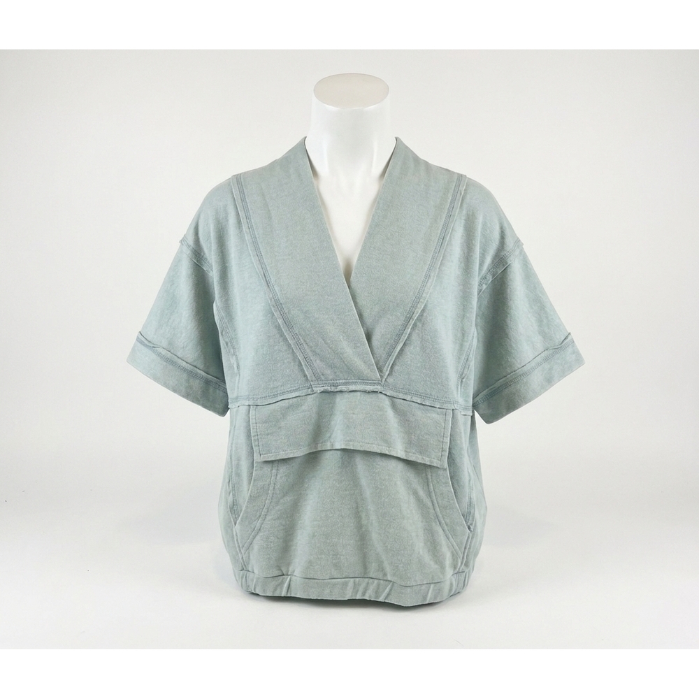 NEW WHITE BIRCH short sleeve v neck hooded top in sage